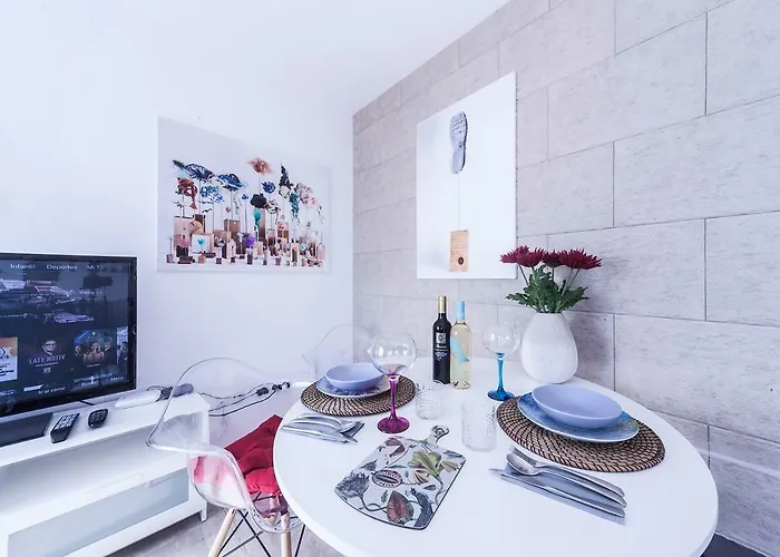 Luxury Art Apartment