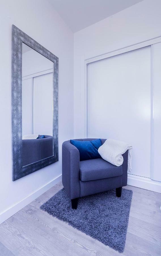 Apartment Luxury Art *